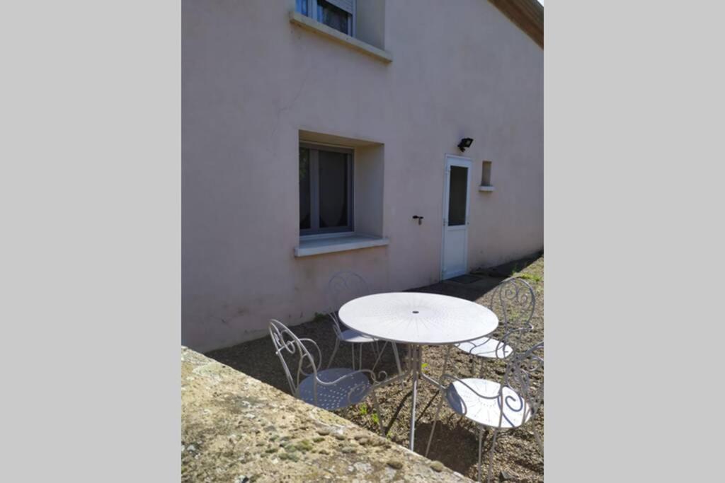 Chez Fabienne T3 Apartment Le Breuil-sur-Couze Exterior foto